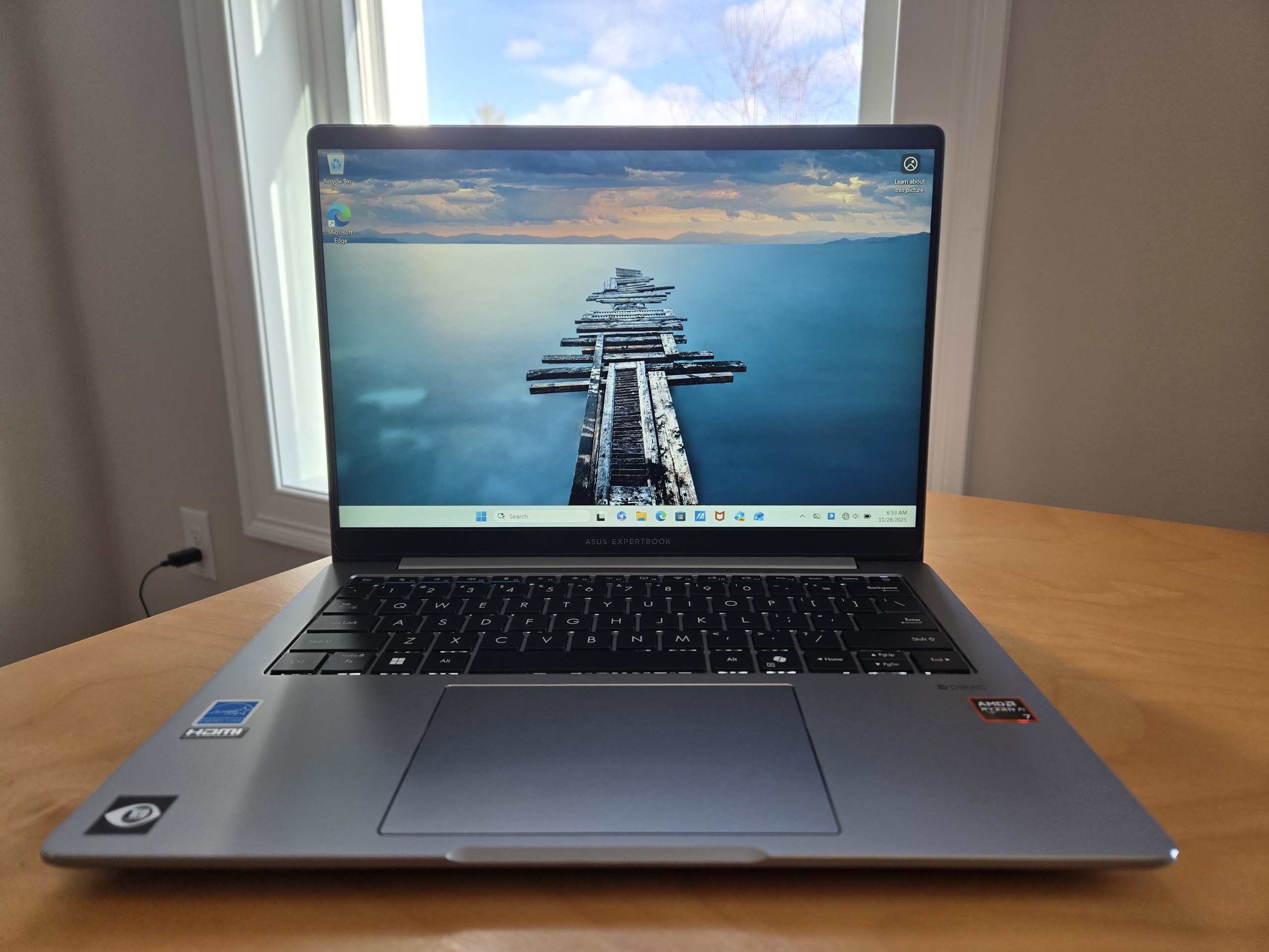 Đánh giá Asus ExpertBook P3: Một chiếc PC Copilot+ tốt hơn cho công việc